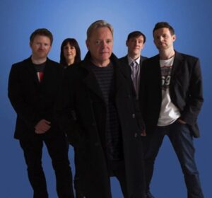 New Order estrena ‘Be a Rebel’