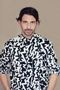 Escucha “A TI Y A MÍ”, el nuevo sencillo de Capri