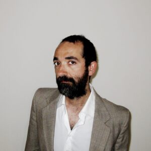 “ES UNA BESTIA” nuevo single y vídeo de Wladyslaw Trejo