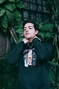 DUNNOWHO lanza su nuevo single “Trap Door”