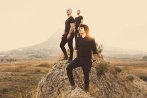 Bicho Raro llega con un nuevo sencillo que te hará subir los ánimos