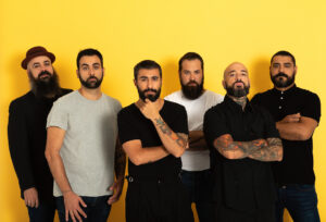 RAYDEN lanza la sorpresiva carta “La mujer cactus y el hombre globo”