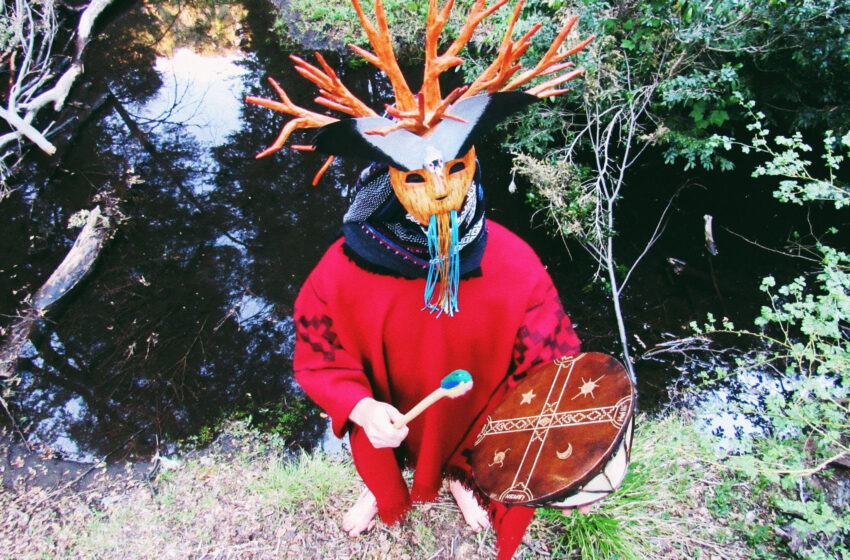  Bosquemar capta los sonidos de la naturaleza y los traduce a un lenguaje electrónico latino en su EP debut.