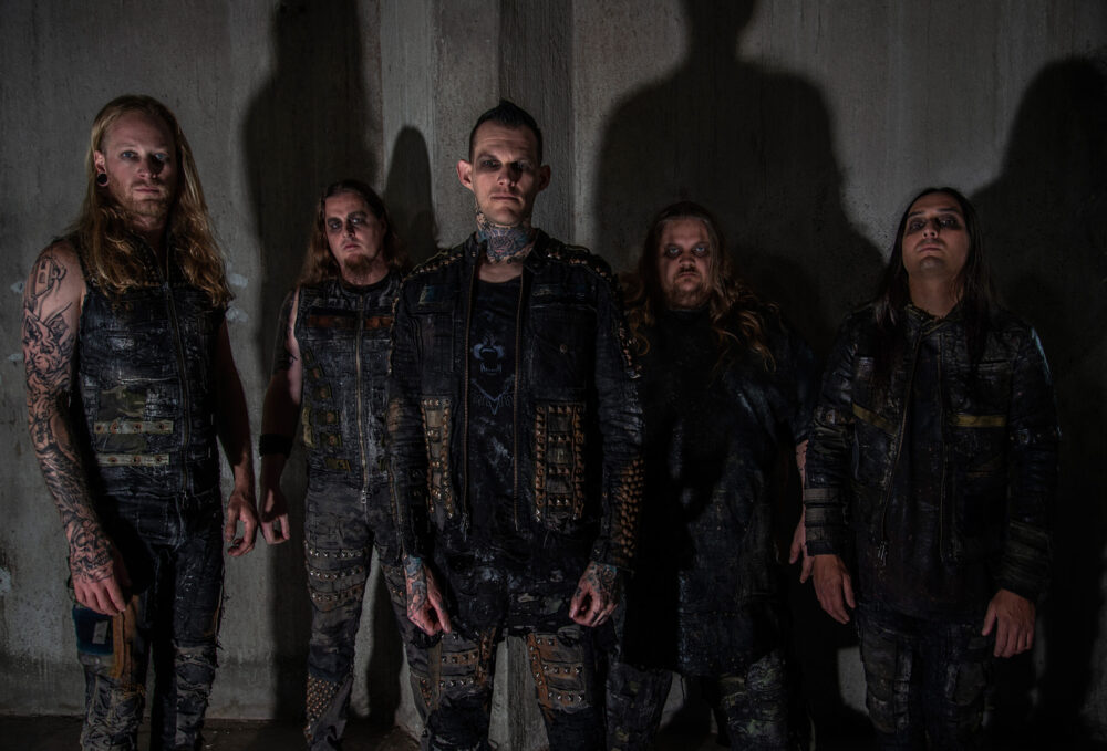  Carnifex lanza cover de ‘Dead Bodies Everywhere’ original de Korn