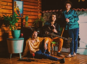 Jemmy Button y su bolero psicodélico: “Zonas Tropicales”