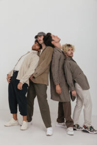 “Supersticiones” es el nuevo lanzamiento de Silvestre y La Naranja