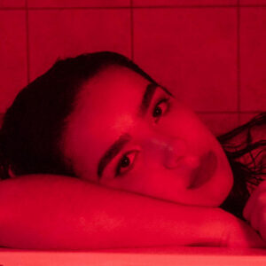 Escucha a AVALINX, 浅水ShallowEnd, Yo Kinky y Julia Calvin