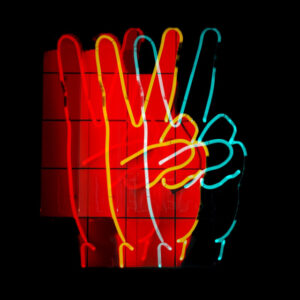 Escucha a Wuzy Bambussy, Lu Hound, The Geek y Don Afric