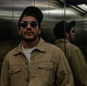 Escucha “Amor divino (Baby come)” de Milo Pacheco