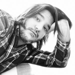 Wastelander: el cantautor que nos muestra su alma en su álbum debut “What is Left of Me”