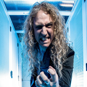 Explorando a Niro Knox: “Save Me” y sus recientes sencillos que resuenan