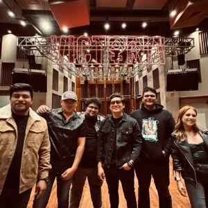 Jay Feckless graba en Victoria Records: Una Experiencia Única