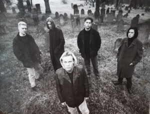 “A Madman’s Dream/Mind Descending” de Coma Beach: Un viaje oscuro en el Punk Rock Alemán