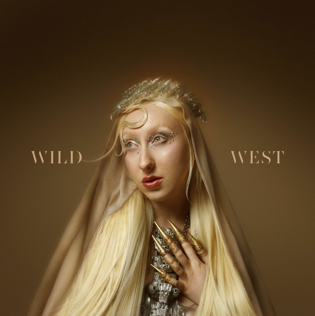 cover single art LUNA Wild West