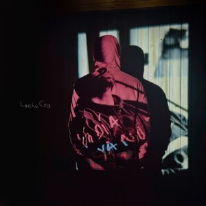 “Un Día Ya No” de Lechu Ga: Una balada íntima y emocional que redefine el desamor