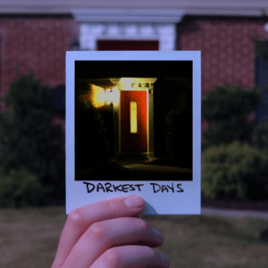 Turn Two explora el resurgir del pop punk con su EP “Darkest Days”