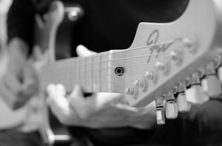  Kenichi Tamura fusiona rock progresivo y flamenco en “Signos de invierno”