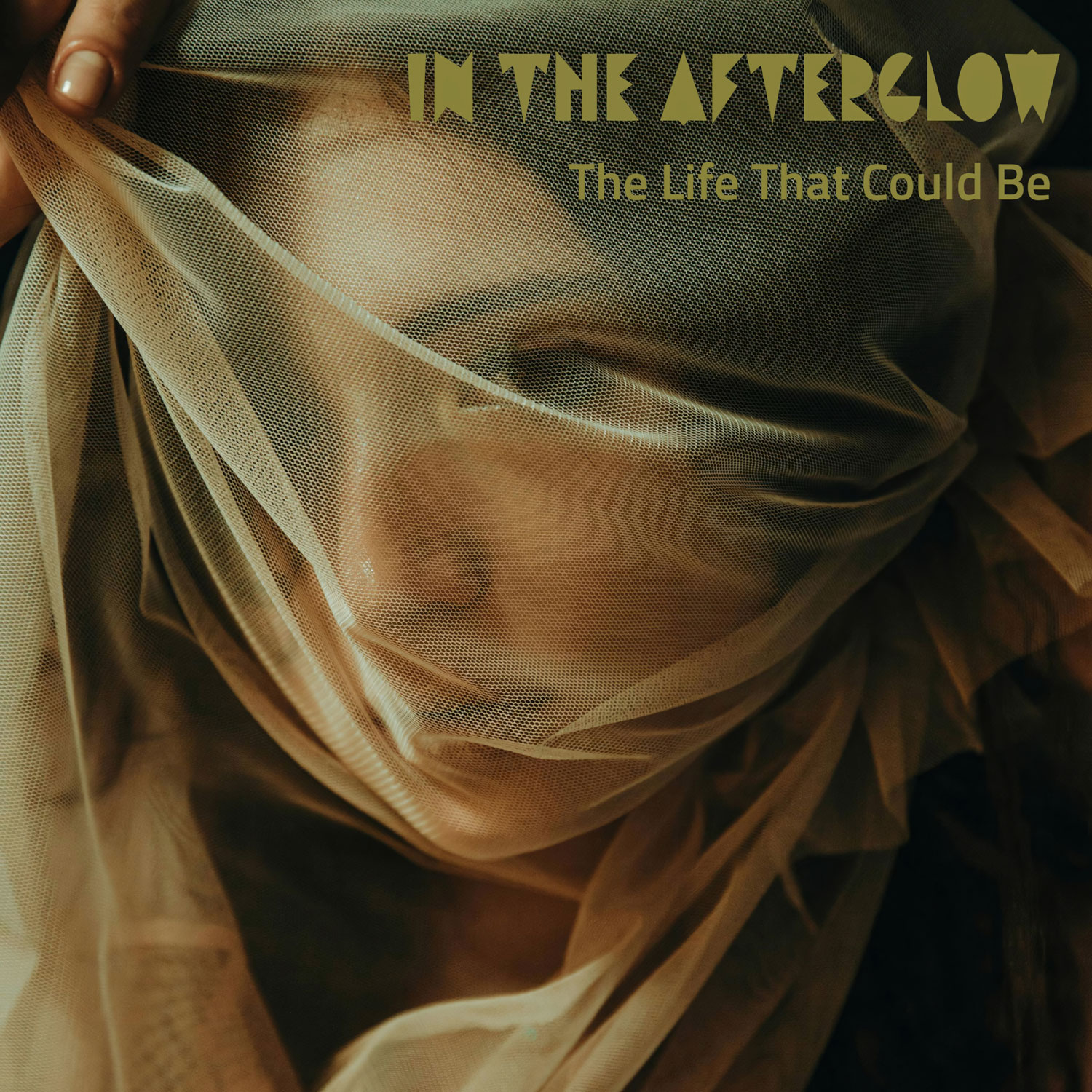  “The Life That Could Be” de In The Afterglow: un viaje melancólico entre sueños y realidades