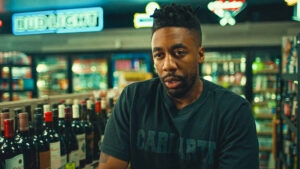 Dolor y desamor en “I Hate That I Love You” de Dax