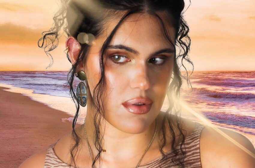  Eva Pagán deslumbra con “In The Mirror”: fusión de pop latino y electrónica