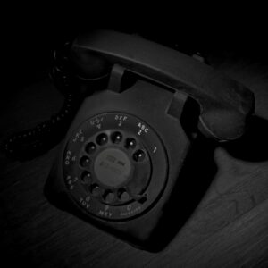 Exploraciones sonoras entre la furia, el trauma y la redención en el metal contemporáneo