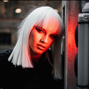 NASTEA estrena “Never Come Back”, balada rock de fuerza y liberación