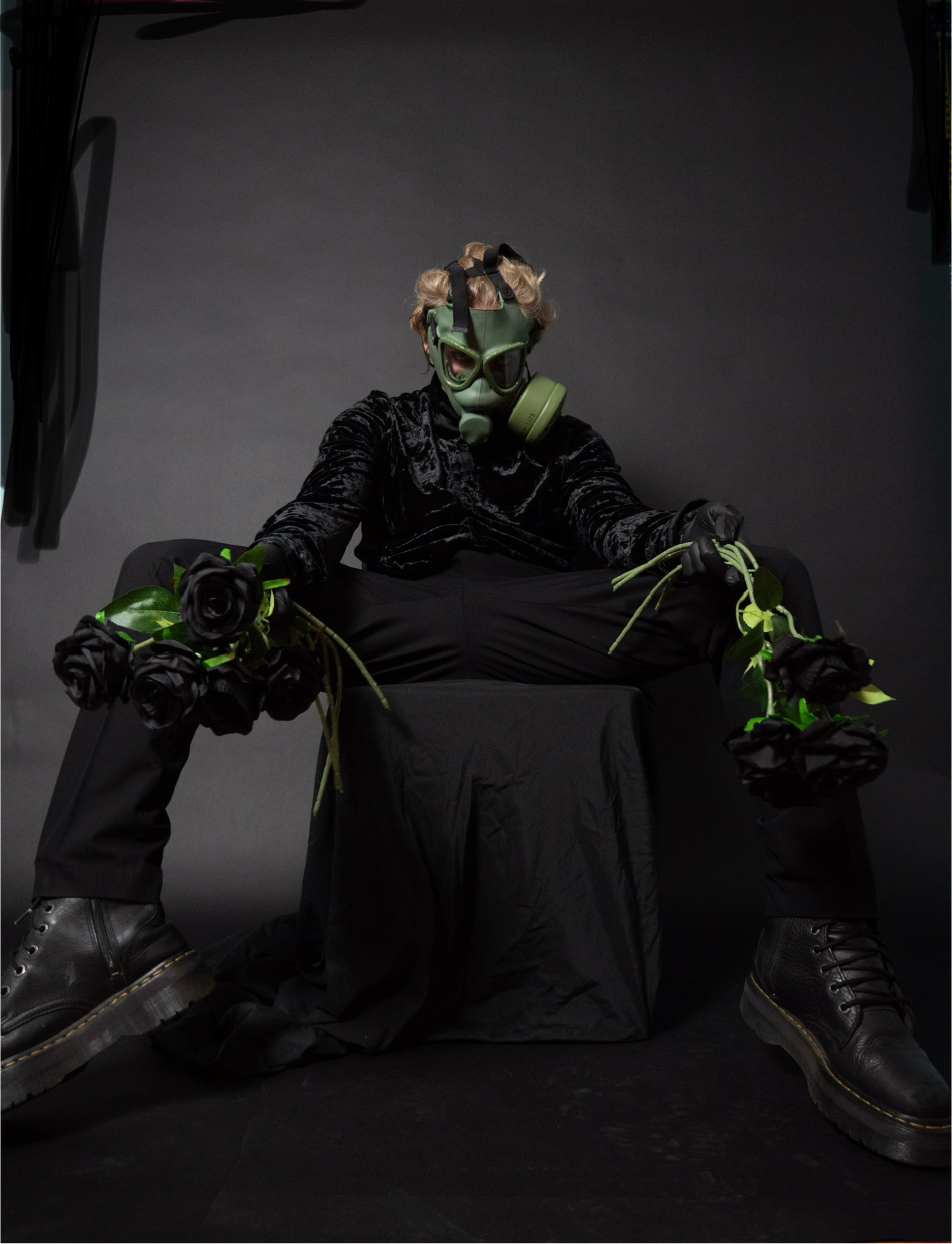  Profundizando más sobre “Gas Mask Wedding”, el nuevo álbum de Love Ghost