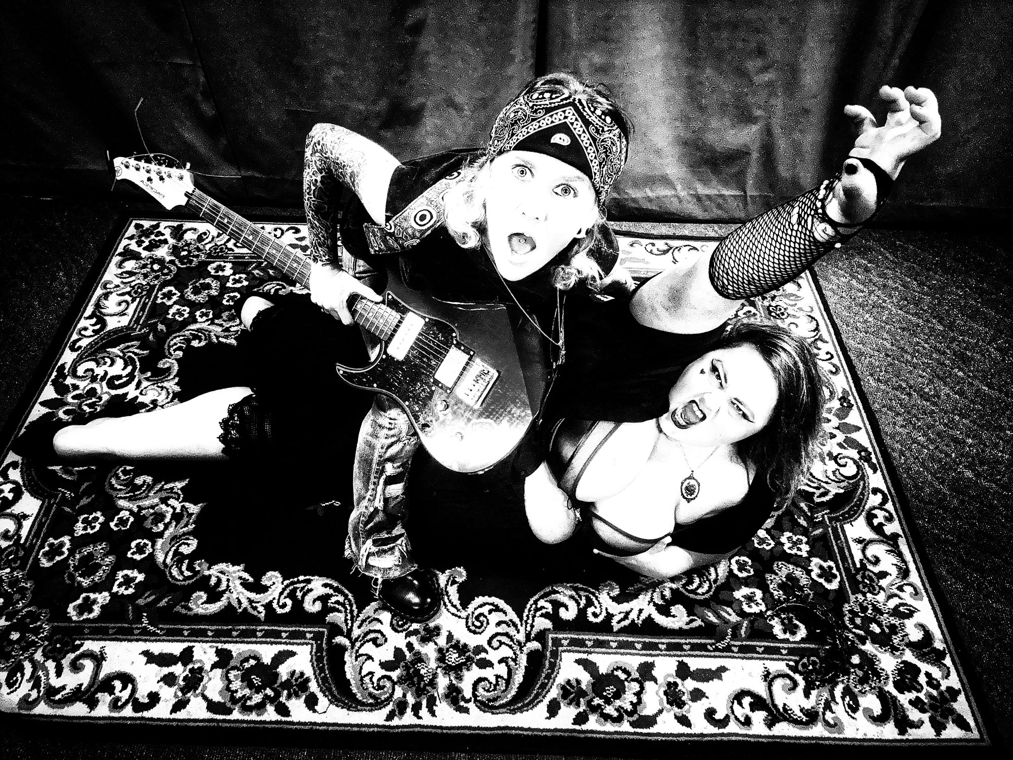 Rebeldía punk y furia DIY en el nuevo single de Clare Easdown