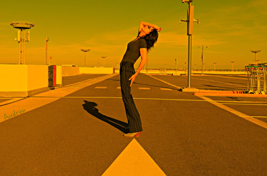  Audren desafía la desinformación con “When Freedom Dies”