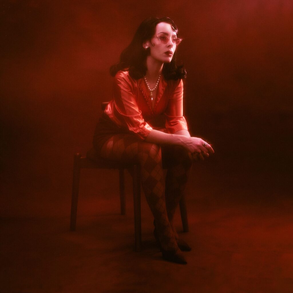 cover single art Lola Wild Lost Signal