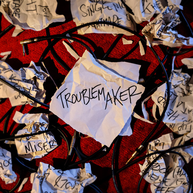 Confesiones, distorsión y fuego: cuatro formas de decirlo sin pedir permiso