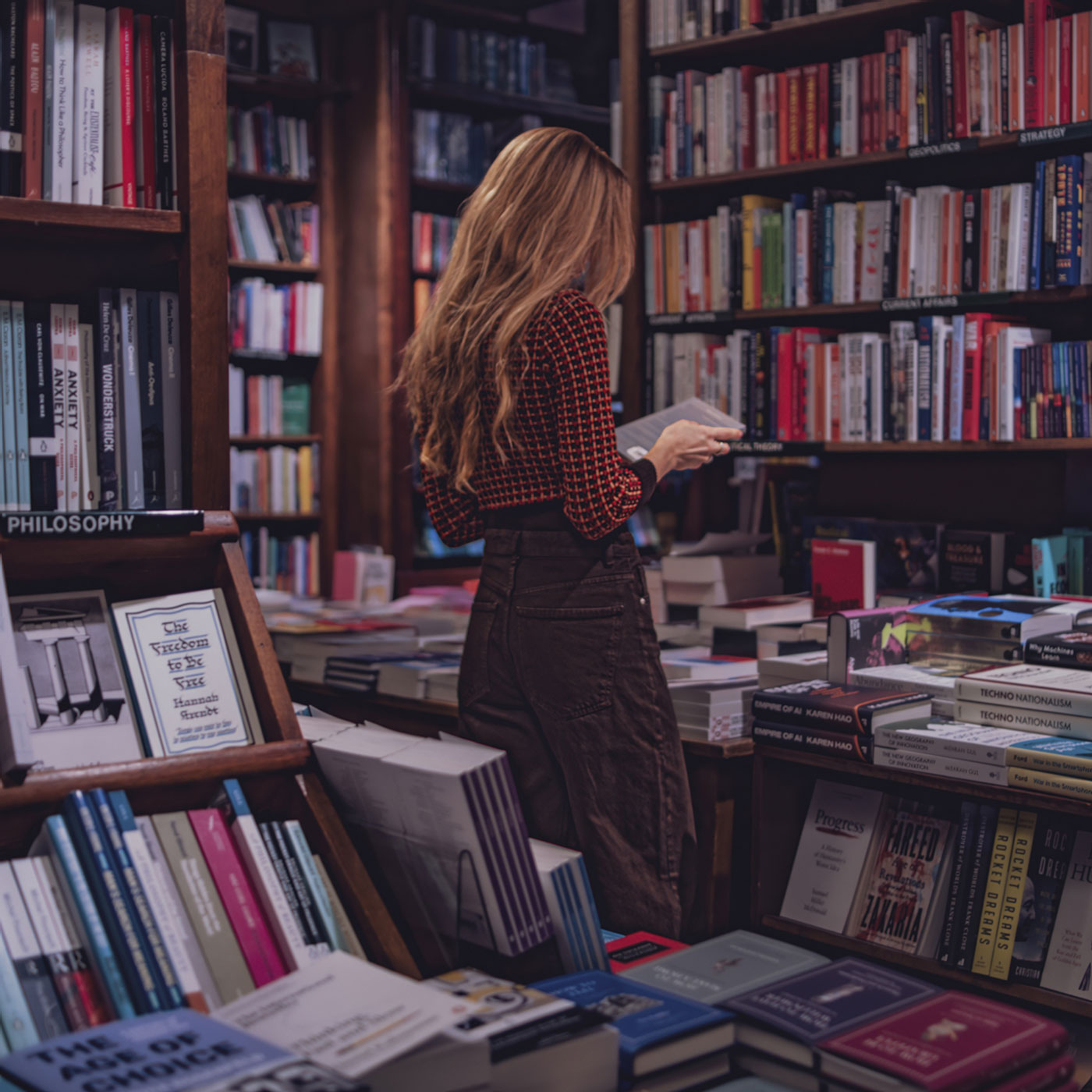Jagas homenajea la lectura con la poética “Les livres de Marion”