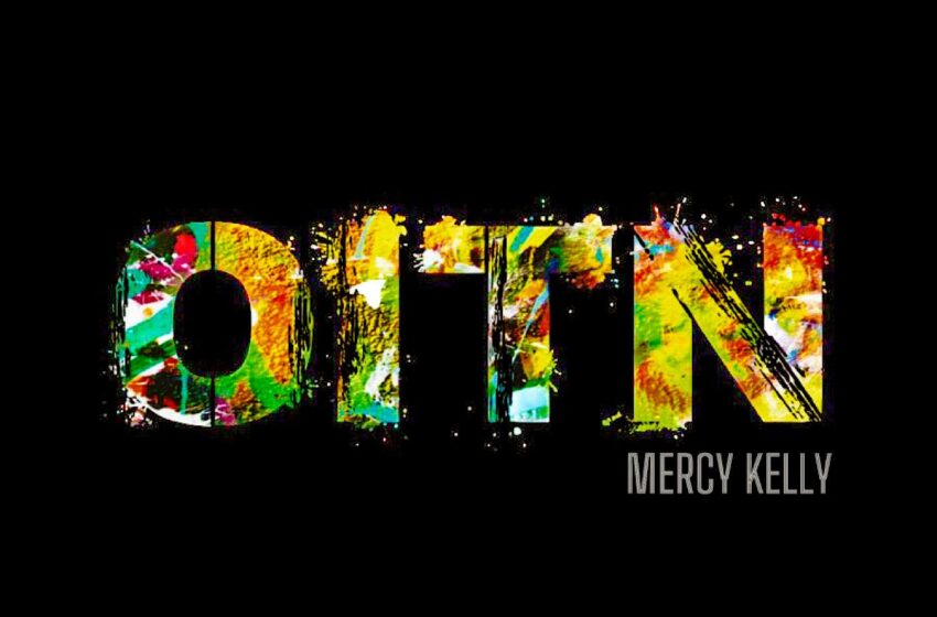  La reinvención intensa de Mercy Kelly en “Out in The Night”