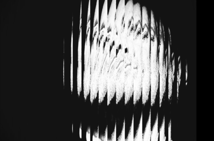  Robert Silvester transforma la soledad en techno intenso