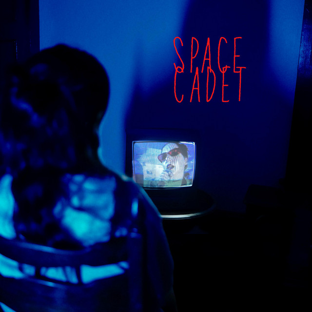 Distorsión, palabra y pantalla: cuatro miradas sonoras al desgaste contemporáneo