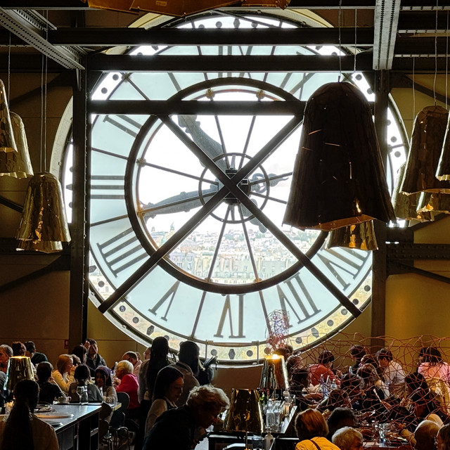 Del desierto al cosmos, del cuerpo al colapso: canciones para seguir avanzando