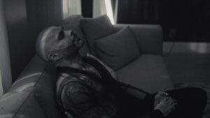 Gus Ormo y “Desde Ayer”: balada para creer