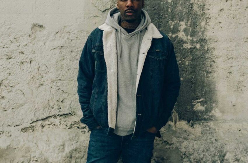  Dax cuestiona la fe en “God, Can You Hear Me?”