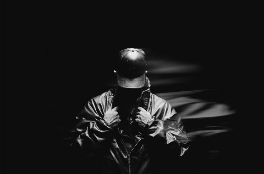  Eladio Carrión revive su origen en “De Chamaquito”