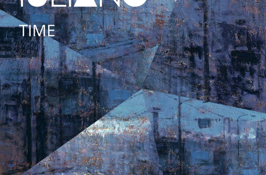  “Time” de Iuliano: atmósfera minimalista y emocional
