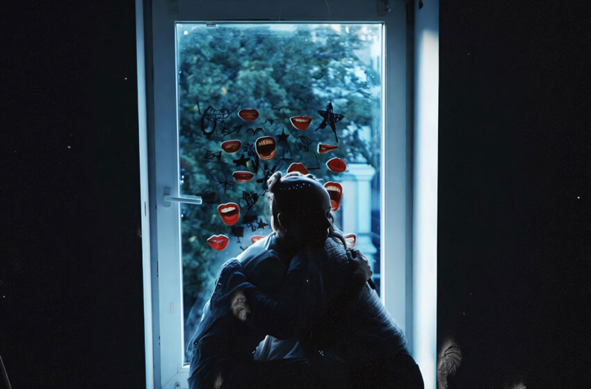  “Clumsy Girl” de Kelsie Kimberlin explora juventud y autodescubrimiento