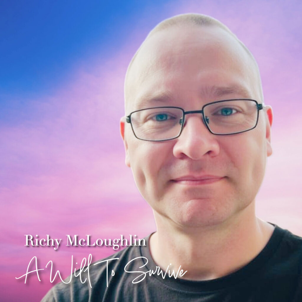 Richy McLoughlin explora memoria y resiliencia