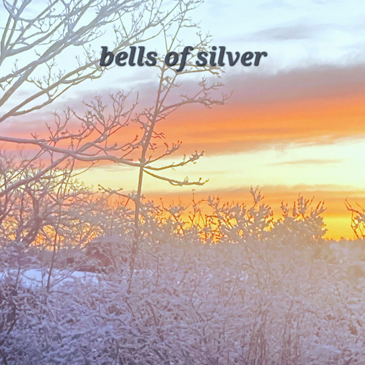  “Bells of Silver” mezcla memoria y melodías luminosas