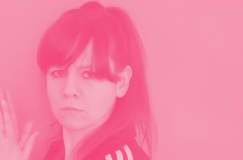  Alexis Lace transforma a Poe en pop contemporáneo