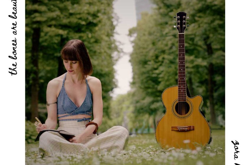  Zora Kirin: La belleza de lo efímero en “The Bones Are Beautiful”