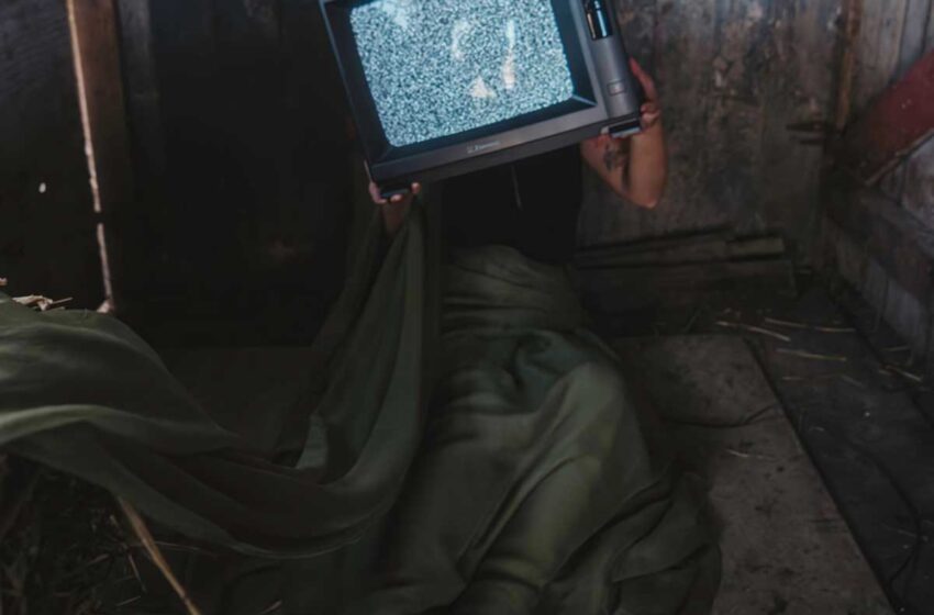  LIANZI cuestiona la comparación en “I WANT WHAT THEY HAVE”