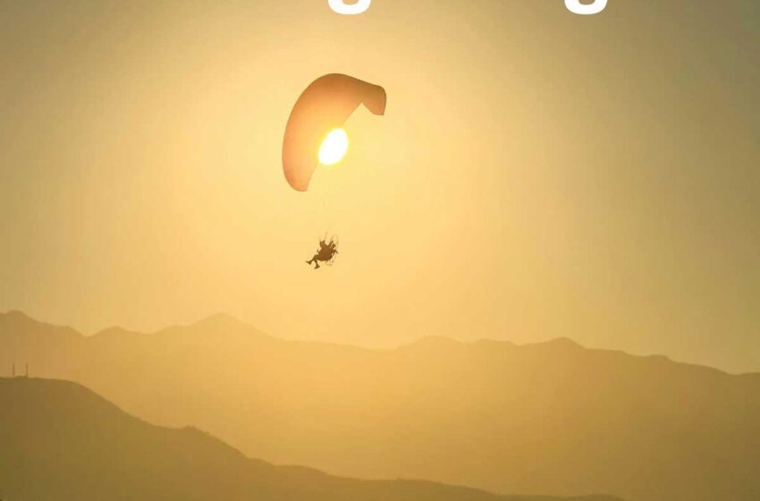  Ronald Hage toma altura electrónica con “Paragliding”