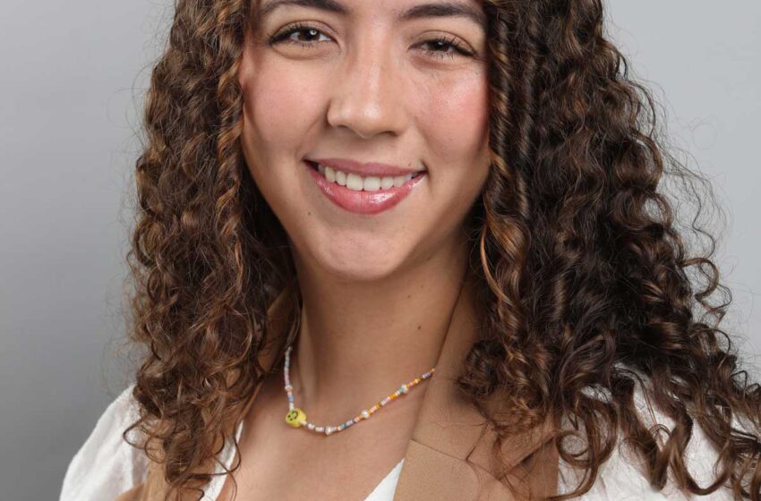  Alejandra Sepúlveda impulsa proyectos de vivienda en Florida