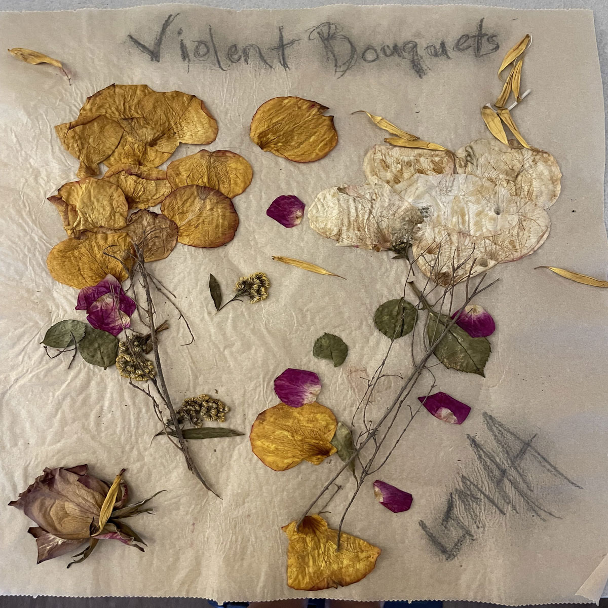 LTMAA convierte belleza y violencia en “Violent Bouquets”